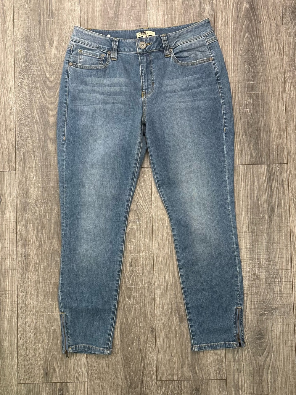 Classic Mid-Wash Women’s Jeans